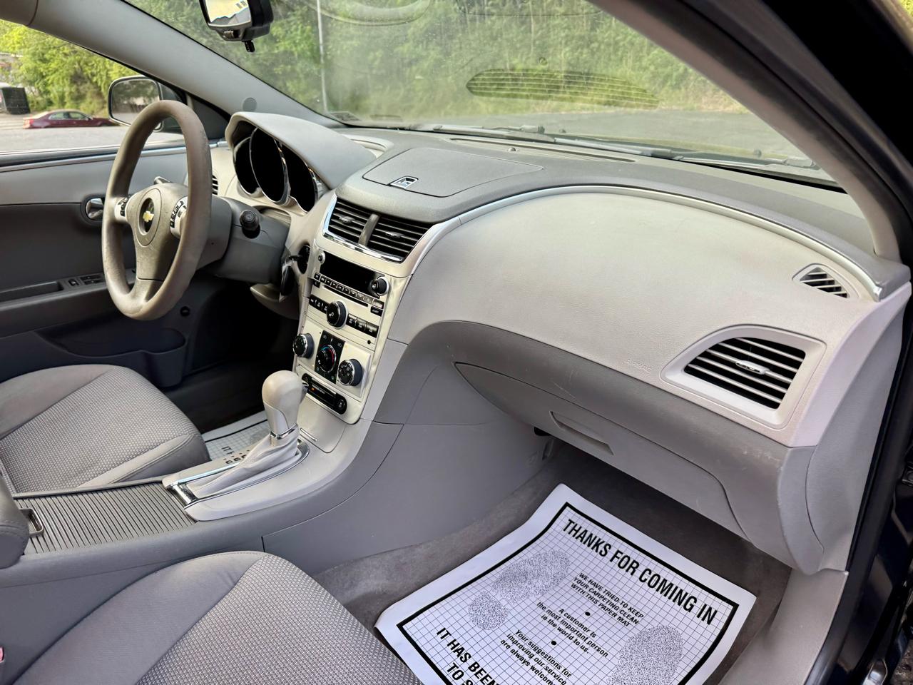 Chevrolet Malibu LS 2012