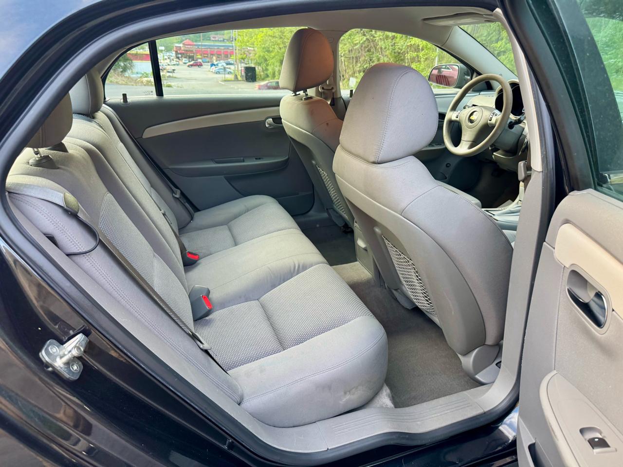 Chevrolet Malibu LS 2012