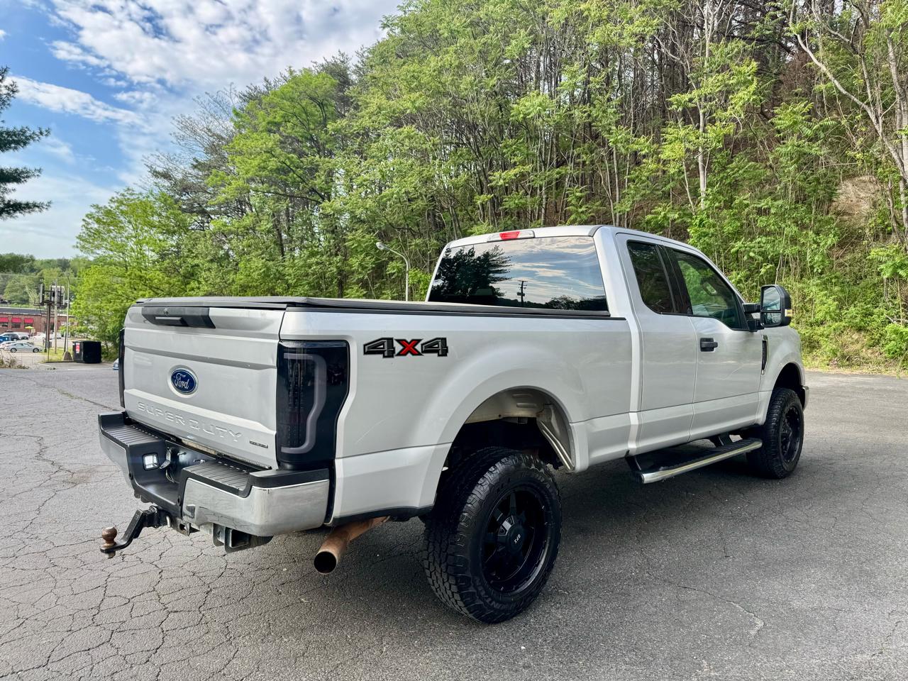 Ford F-250 SD XLT SuperCab Long Bed 4WD 2018