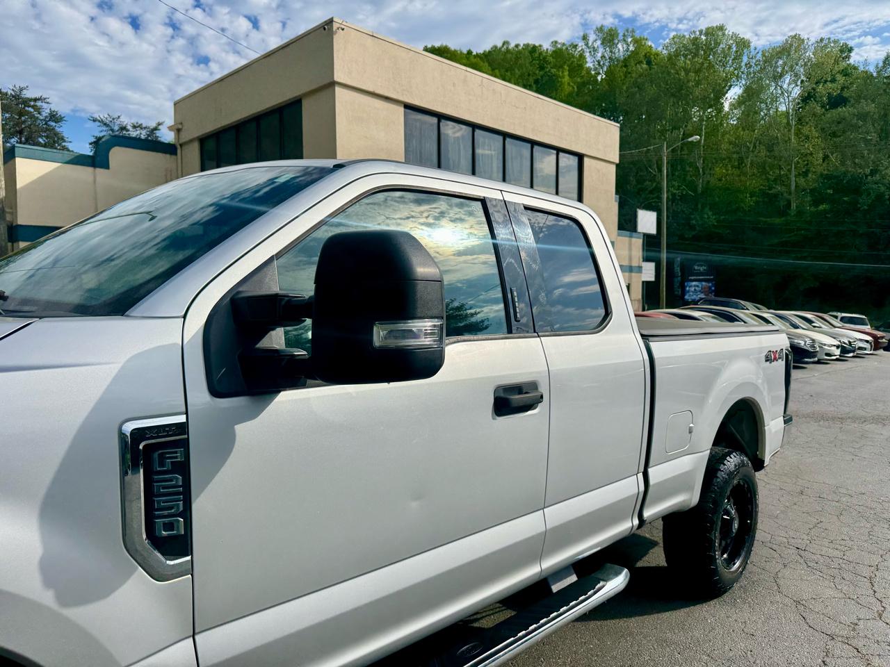 Ford F-250 SD XLT SuperCab Long Bed 4WD 2018