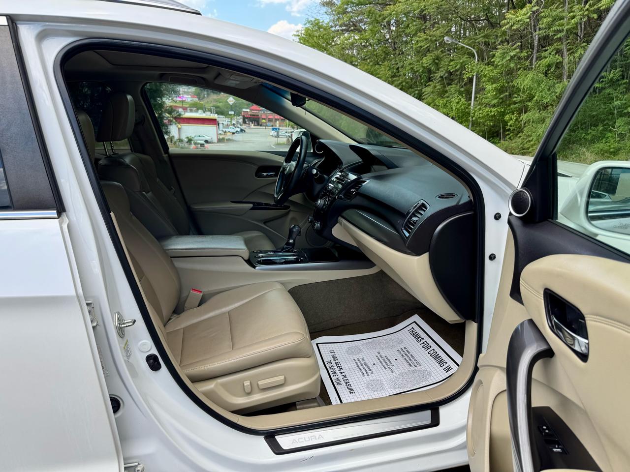 Acura RDX 6-Spd AT AWD w/ Technology Package 2013