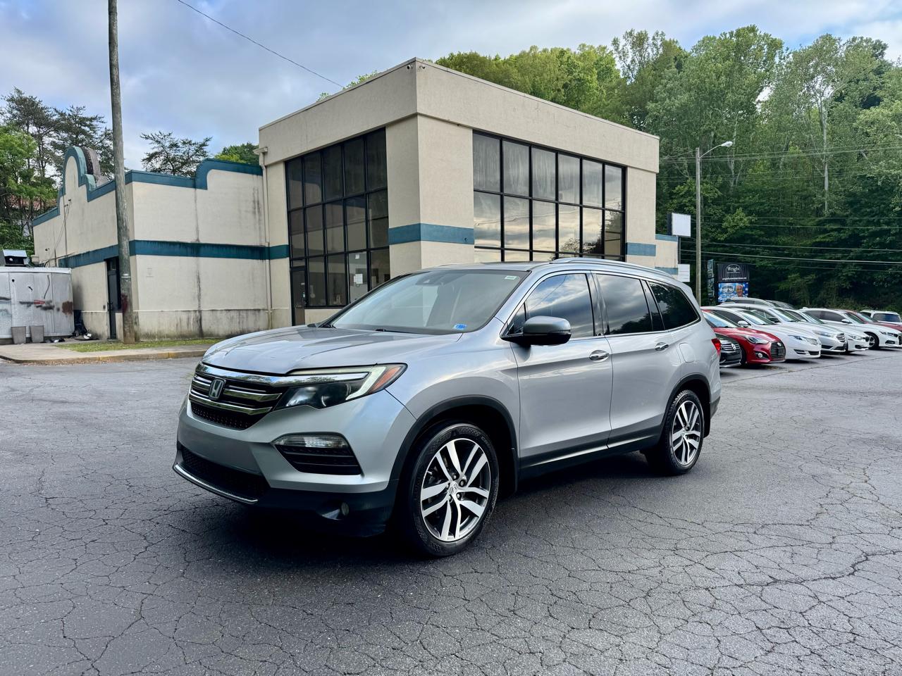Honda Pilot Touring 2WD 2017