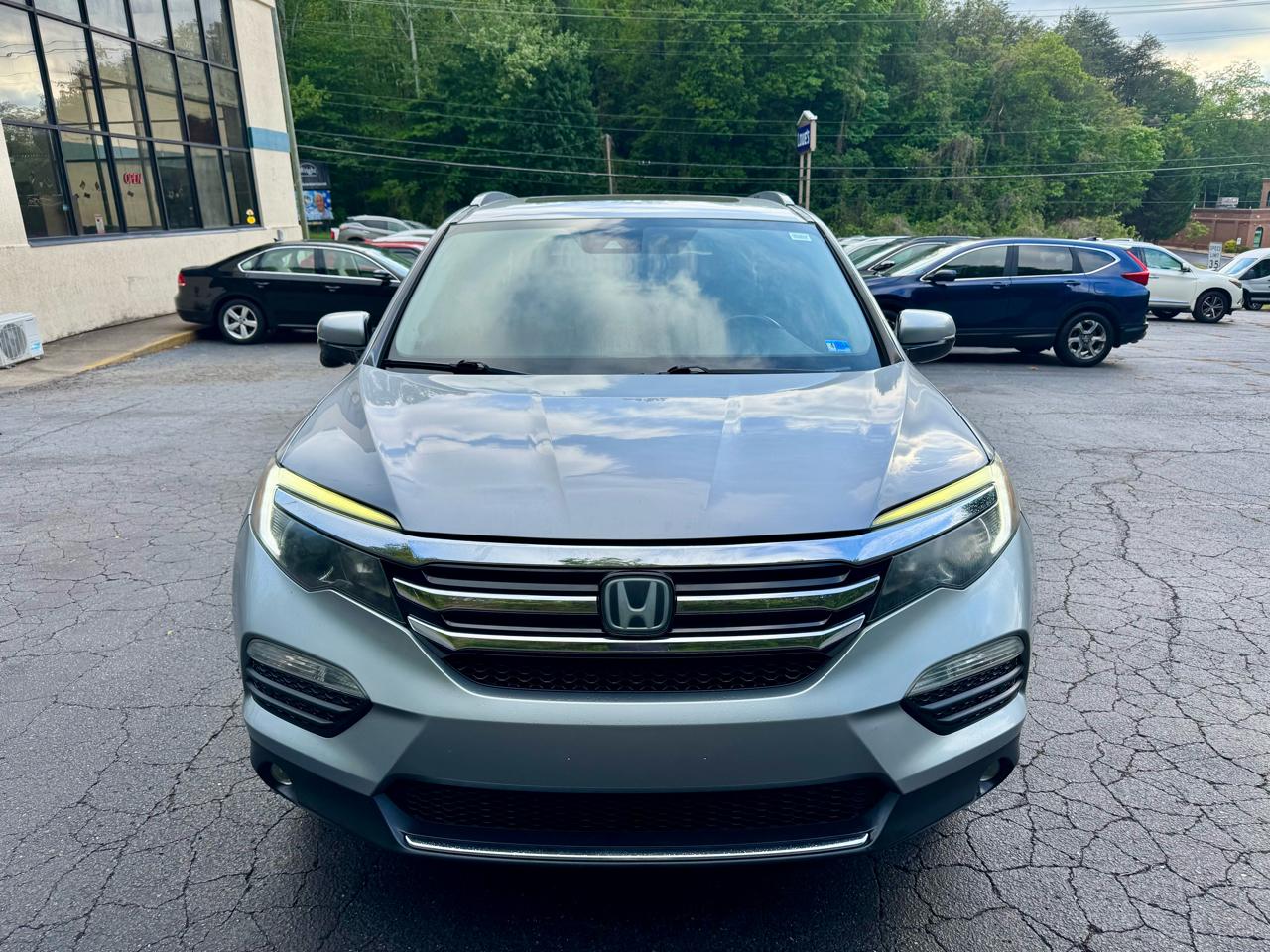 Honda Pilot Touring 2WD 2017