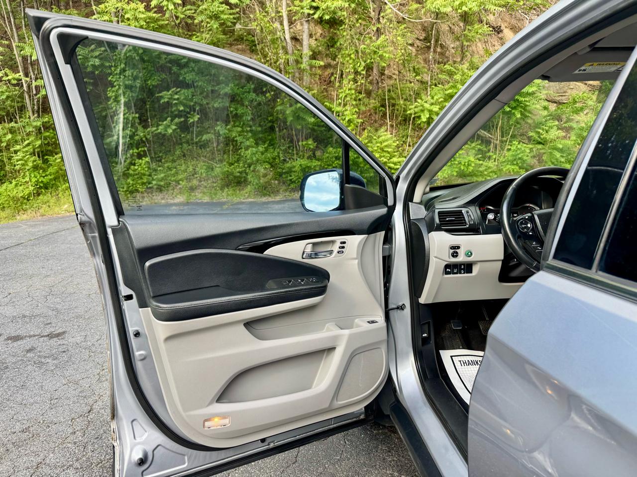 Honda Pilot Touring 2WD 2017