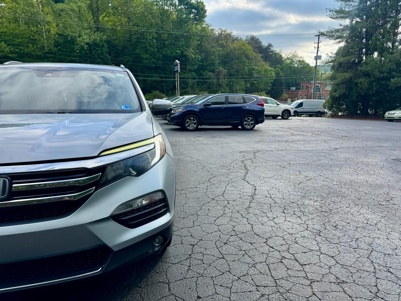 Honda Pilot Touring 2WD 2017