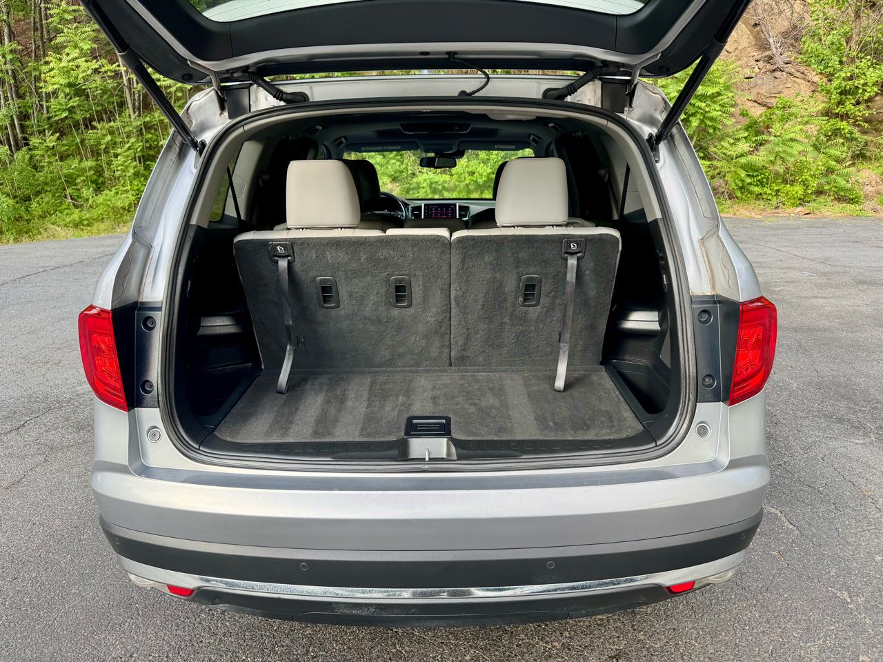 Honda Pilot Touring 2WD 2017