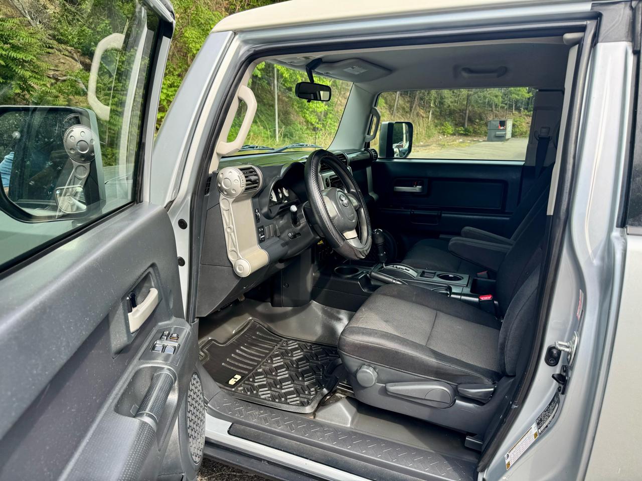 Toyota FJ Cruiser 2WD 2007