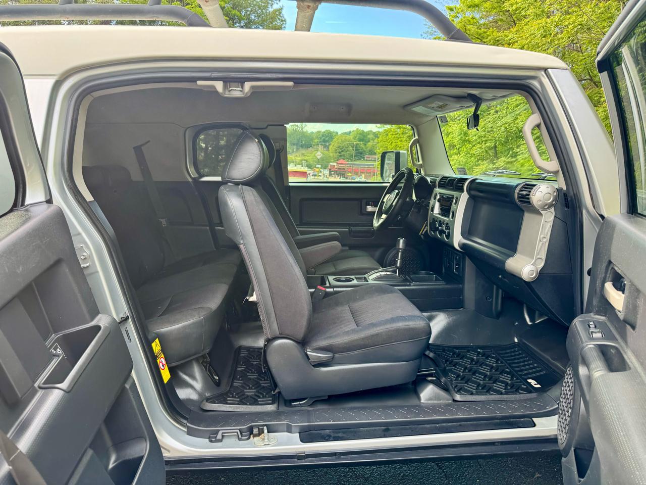 Toyota FJ Cruiser 2WD 2007