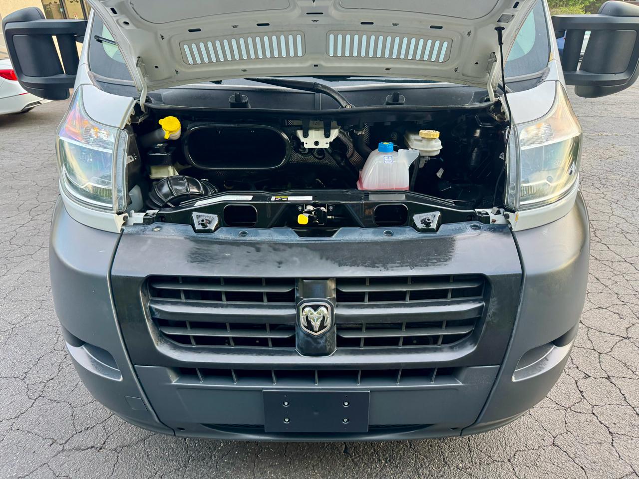 RAM Promaster 1500 Low Roof Tradesman 136-in. WB 2016