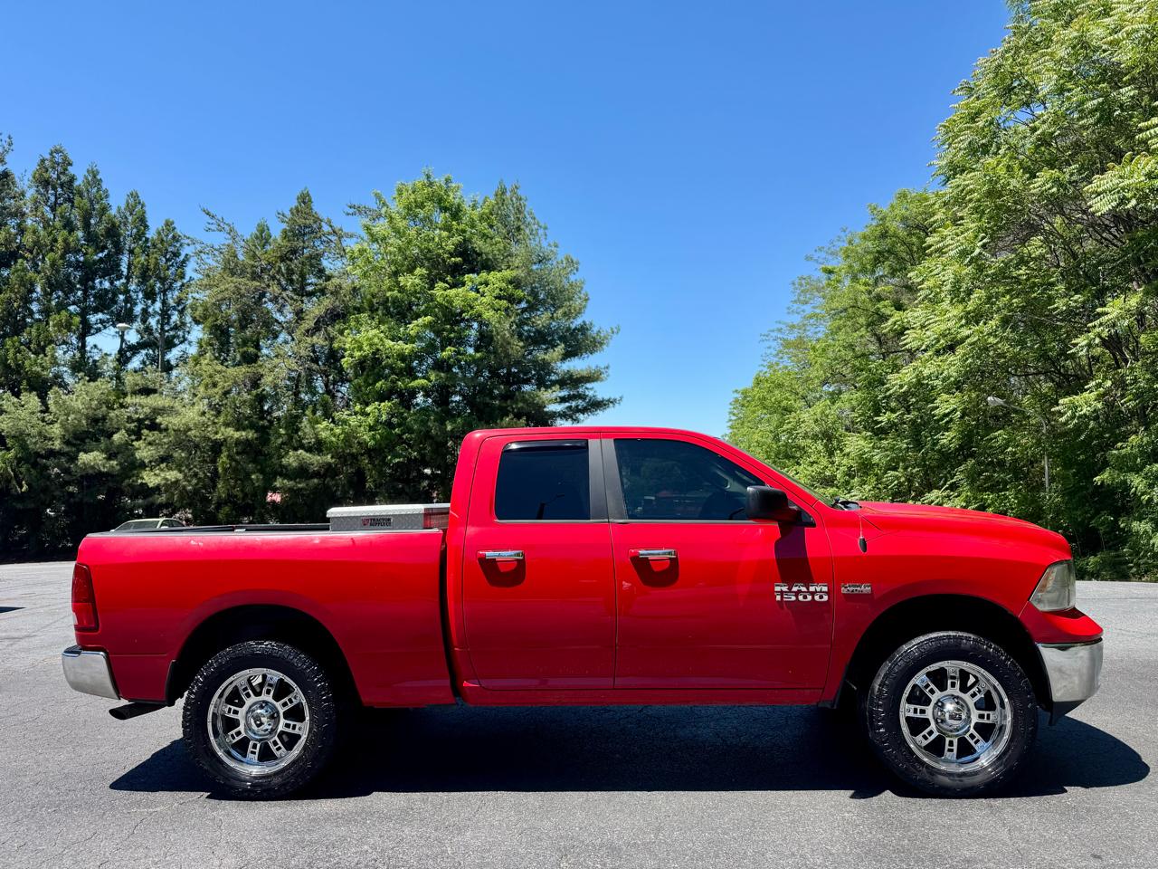 RAM 1500 SLT Quad Cab 4WD 2014