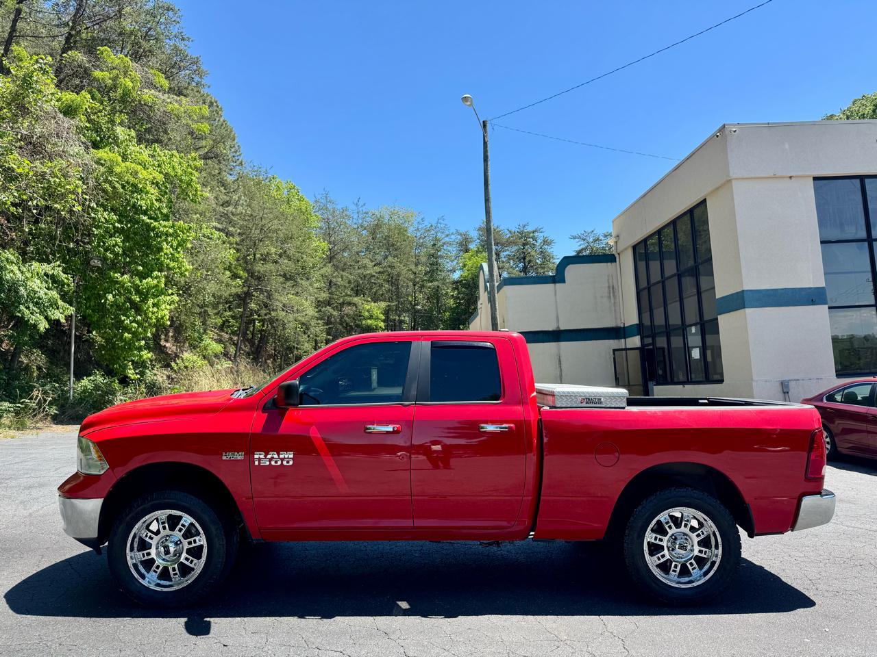 RAM 1500 SLT Quad Cab 4WD 2014