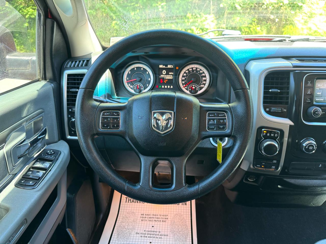 RAM 1500 SLT Quad Cab 4WD 2014