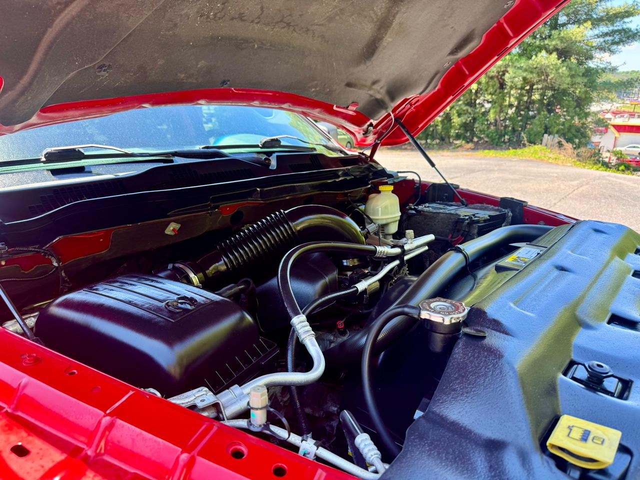 RAM 1500 SLT Quad Cab 4WD 2014