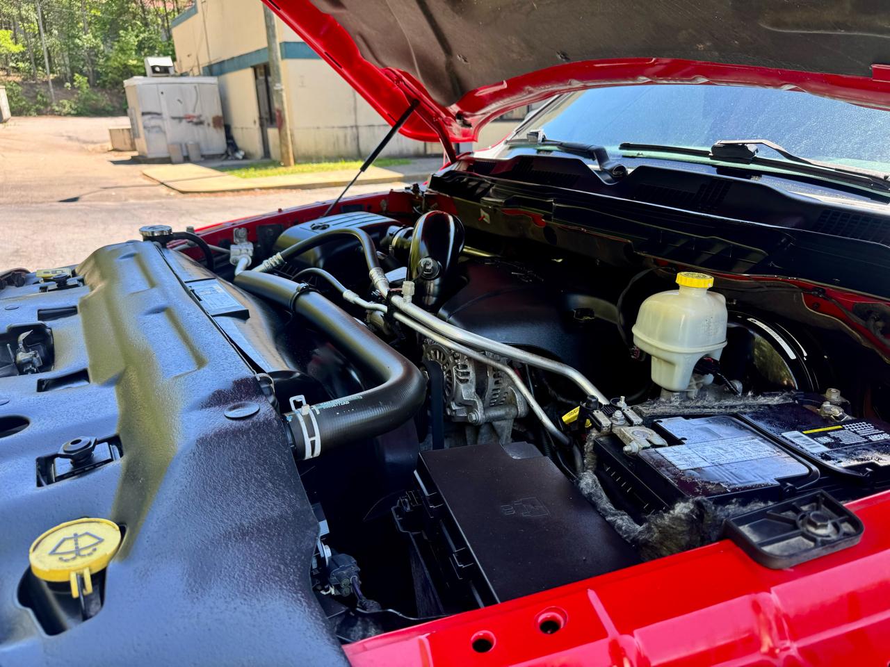 RAM 1500 SLT Quad Cab 4WD 2014