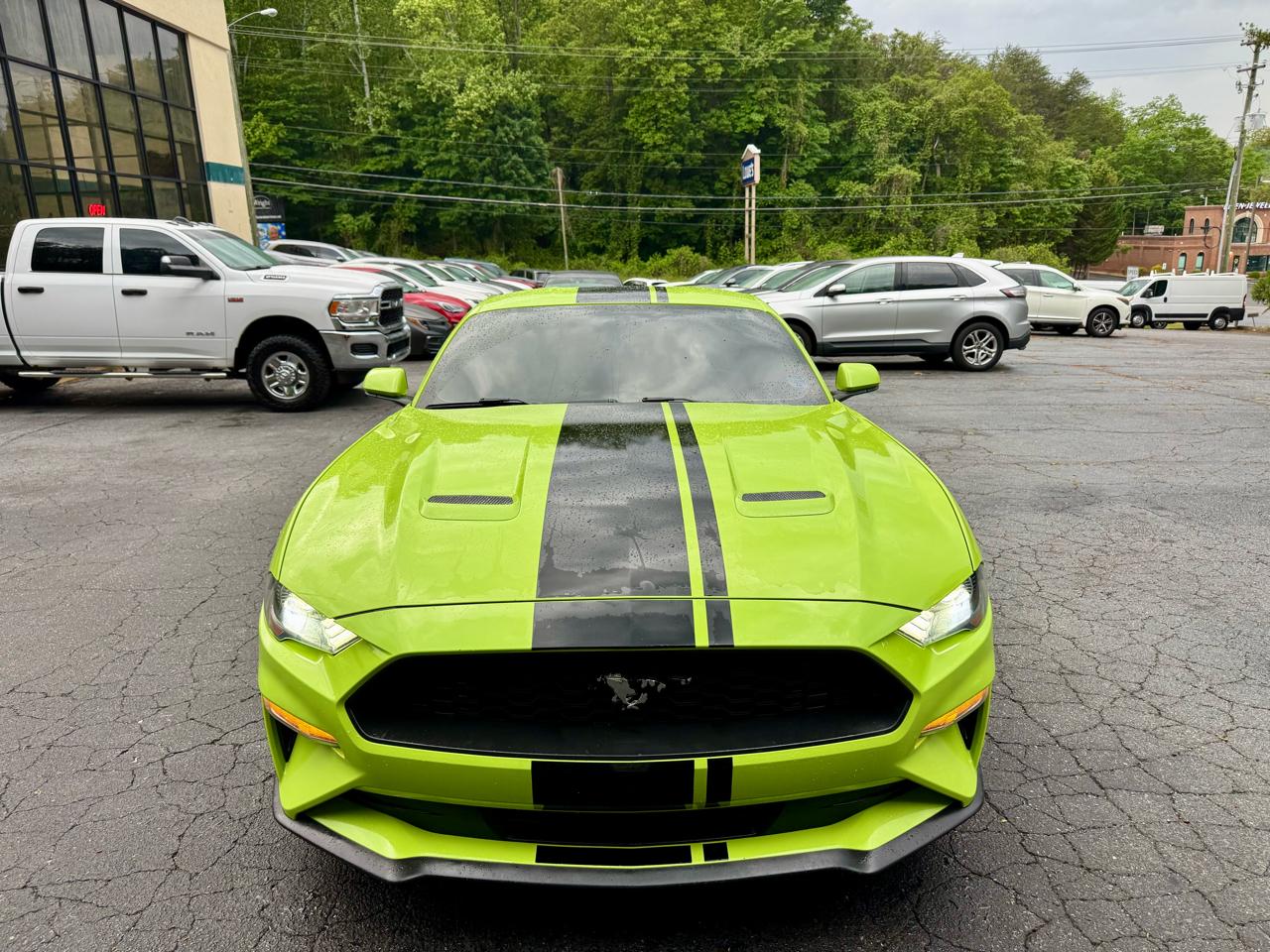 Ford Mustang EcoBoost Coupe 2020