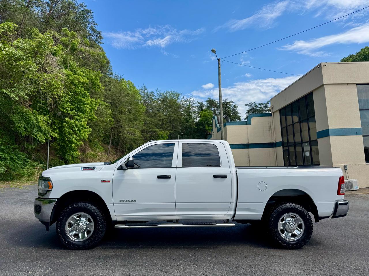 RAM 2500 Tradesman Crew Cab SWB 4WD 2021
