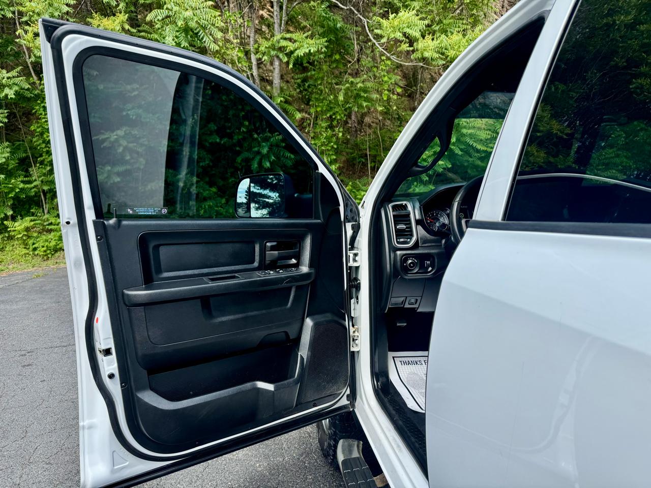 RAM 2500 Tradesman Crew Cab SWB 4WD 2021