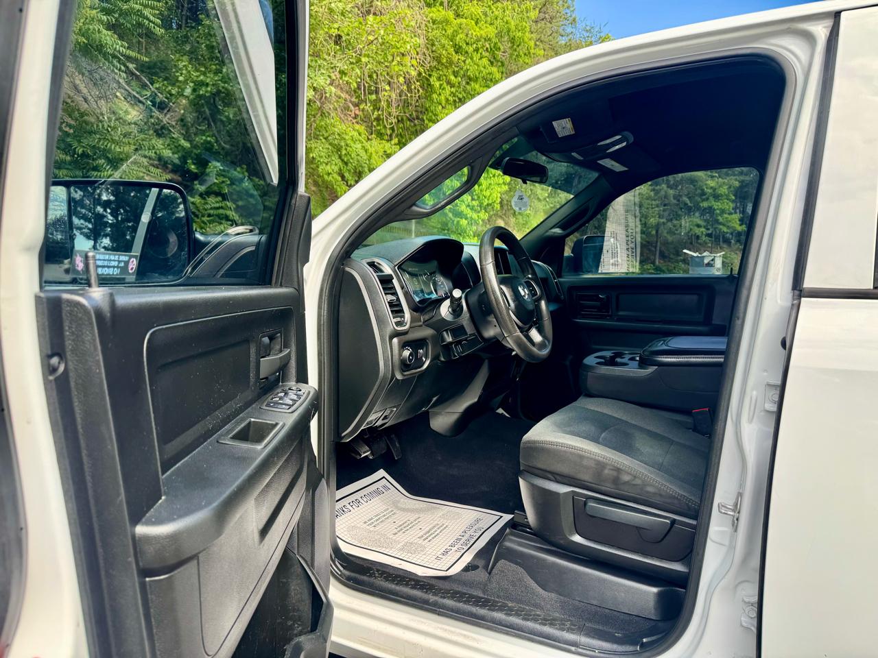 RAM 2500 Tradesman Crew Cab SWB 4WD 2021