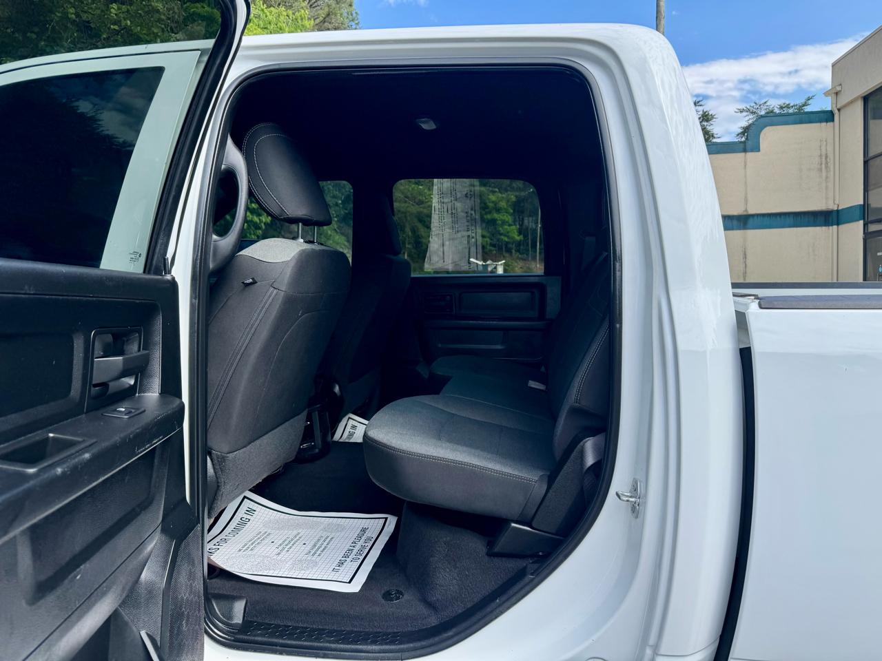 RAM 2500 Tradesman Crew Cab SWB 4WD 2021