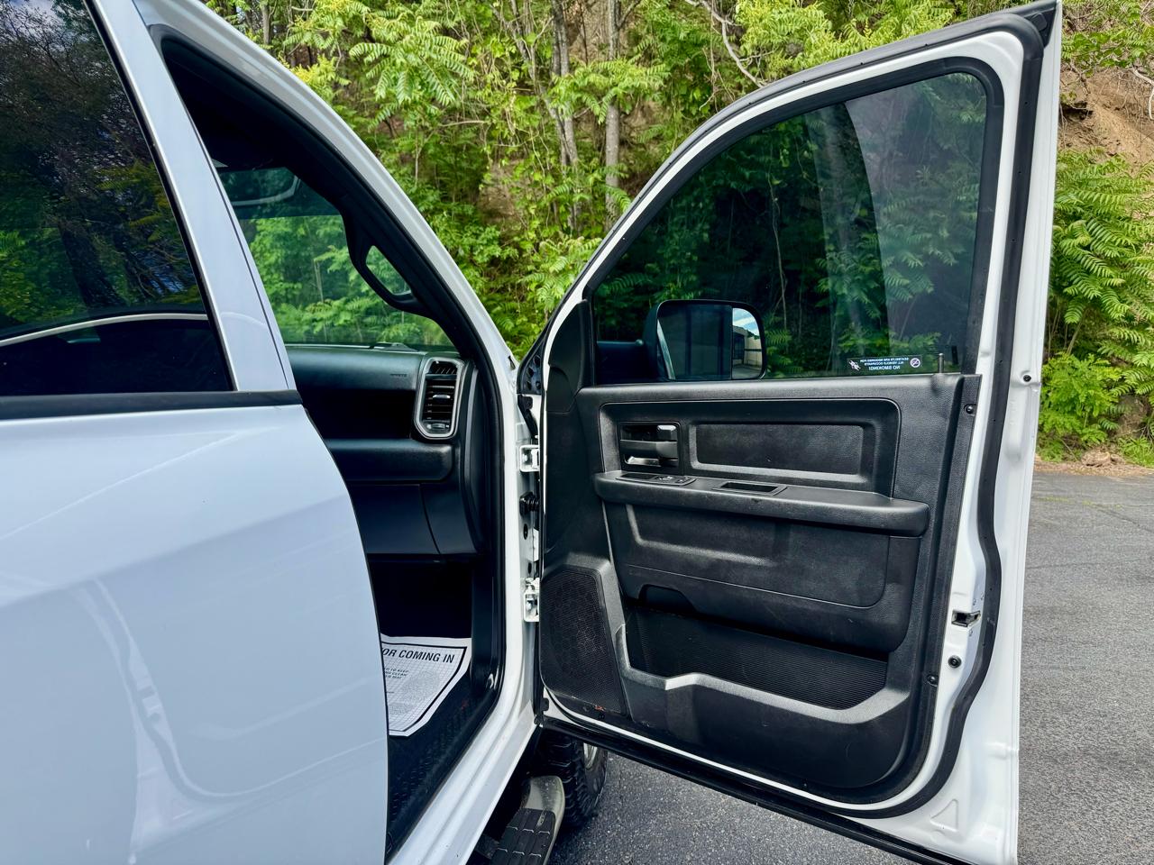 RAM 2500 Tradesman Crew Cab SWB 4WD 2021