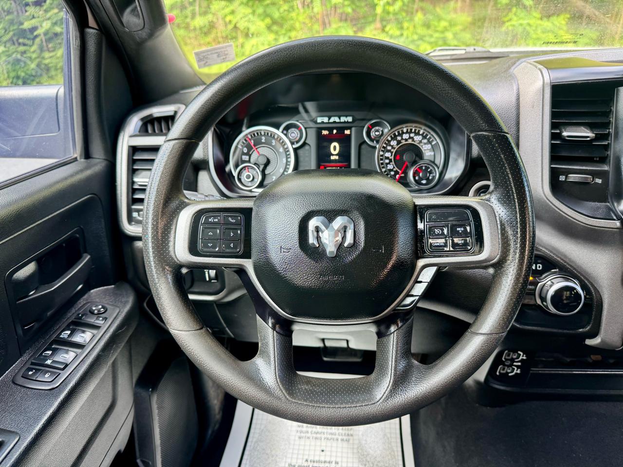 RAM 2500 Tradesman Crew Cab SWB 4WD 2021