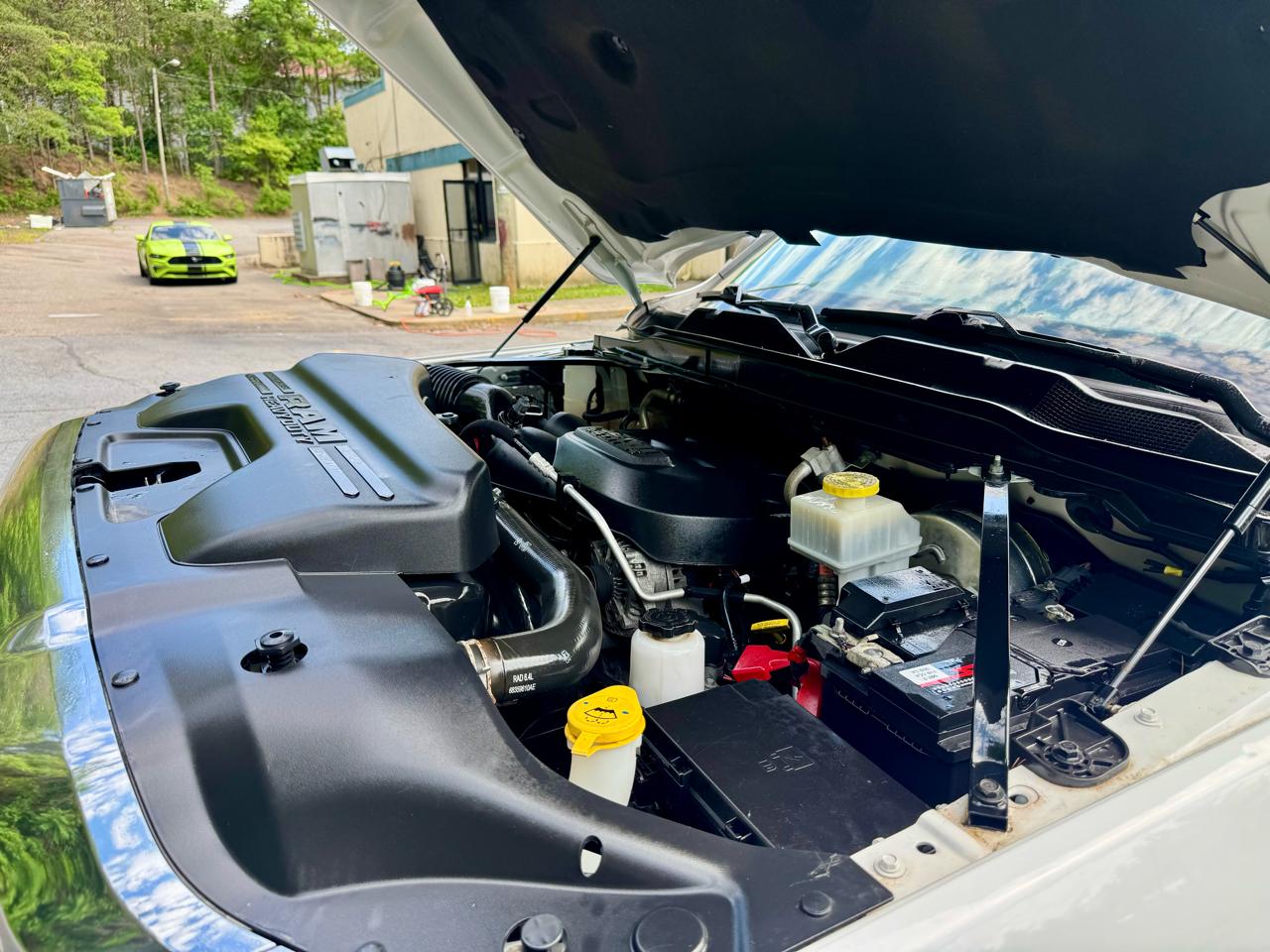 RAM 2500 Tradesman Crew Cab SWB 4WD 2021