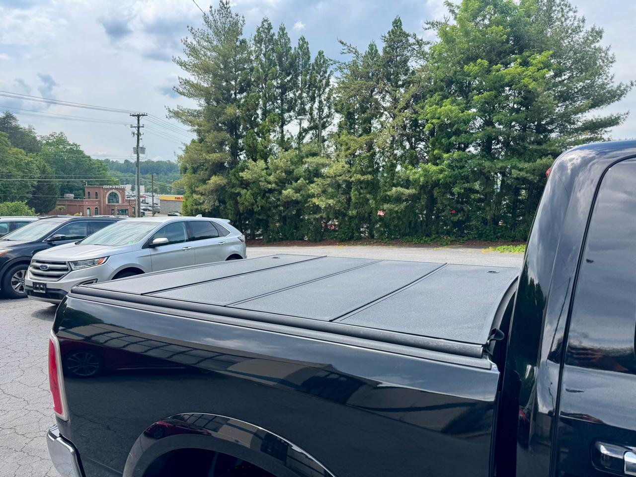 RAM 1500 Classic Crew Cab 4WD 2019