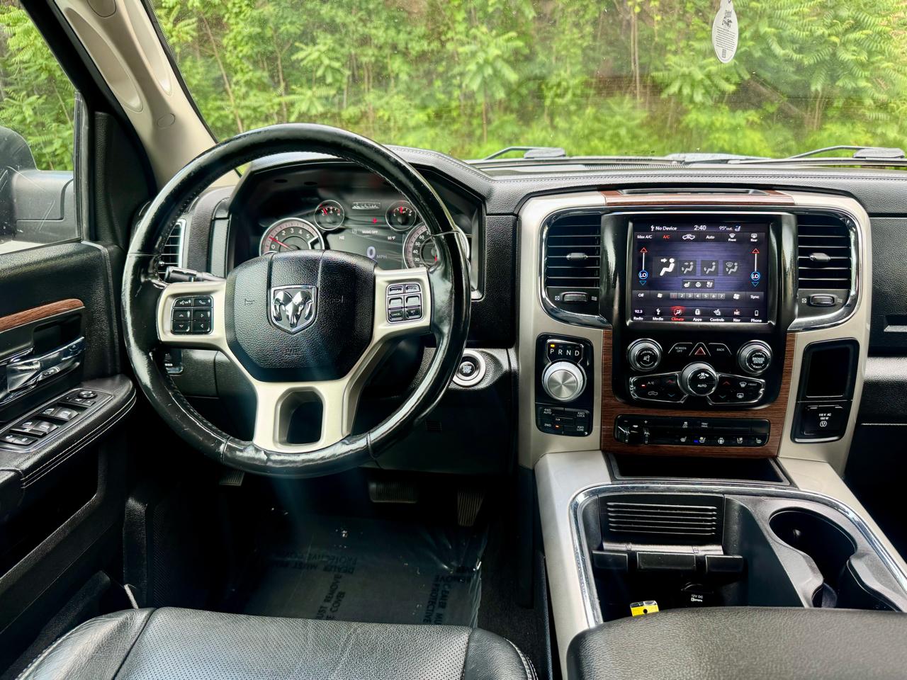 RAM 1500 Classic Crew Cab 4WD 2019