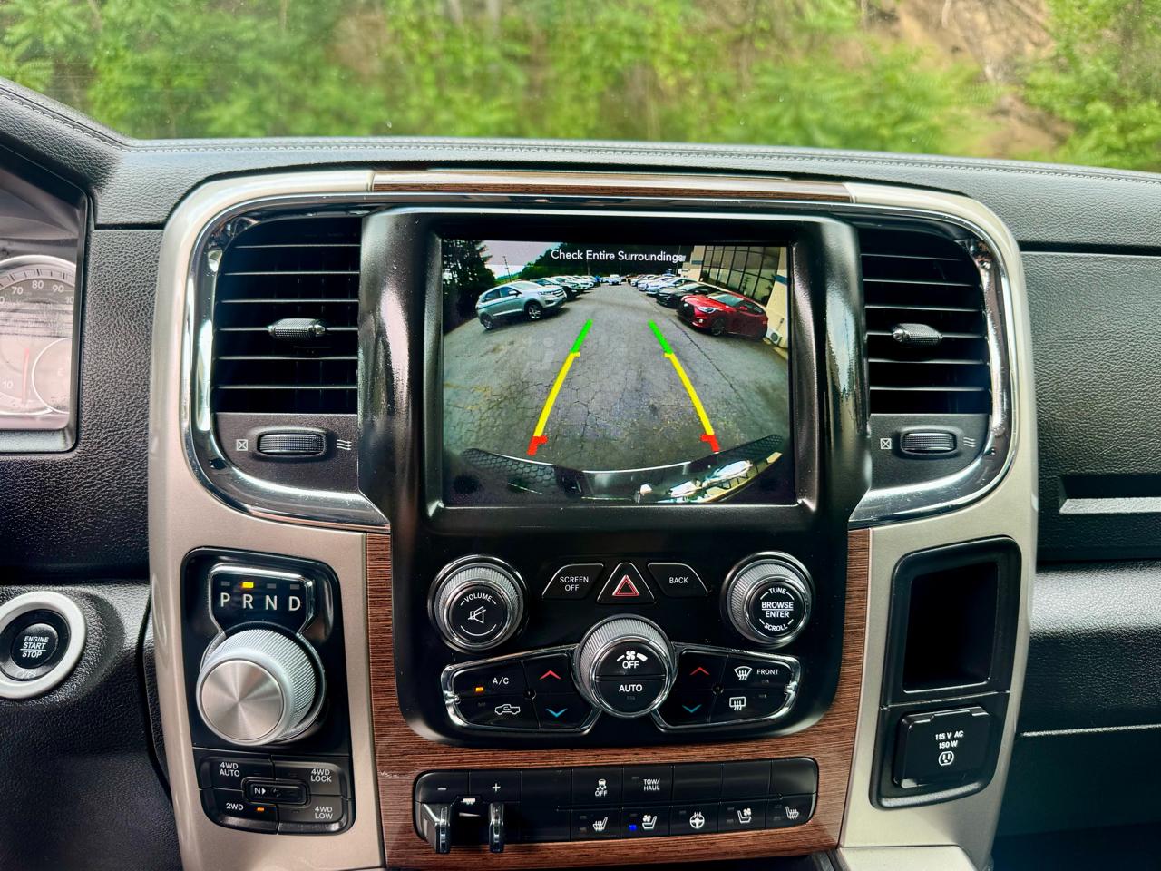 RAM 1500 Classic Crew Cab 4WD 2019
