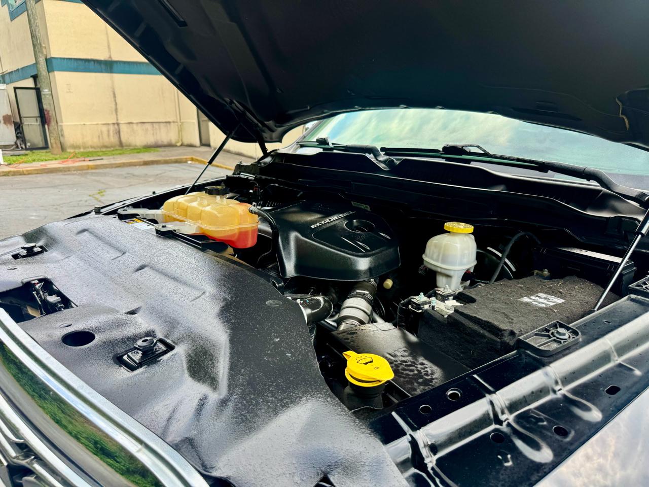 RAM 1500 Classic Crew Cab 4WD 2019