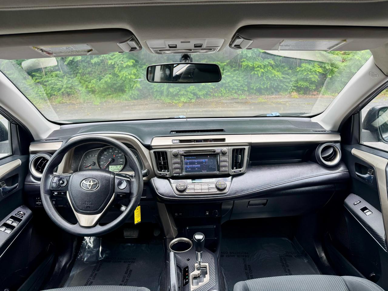 Toyota RAV4 XLE FWD 2015