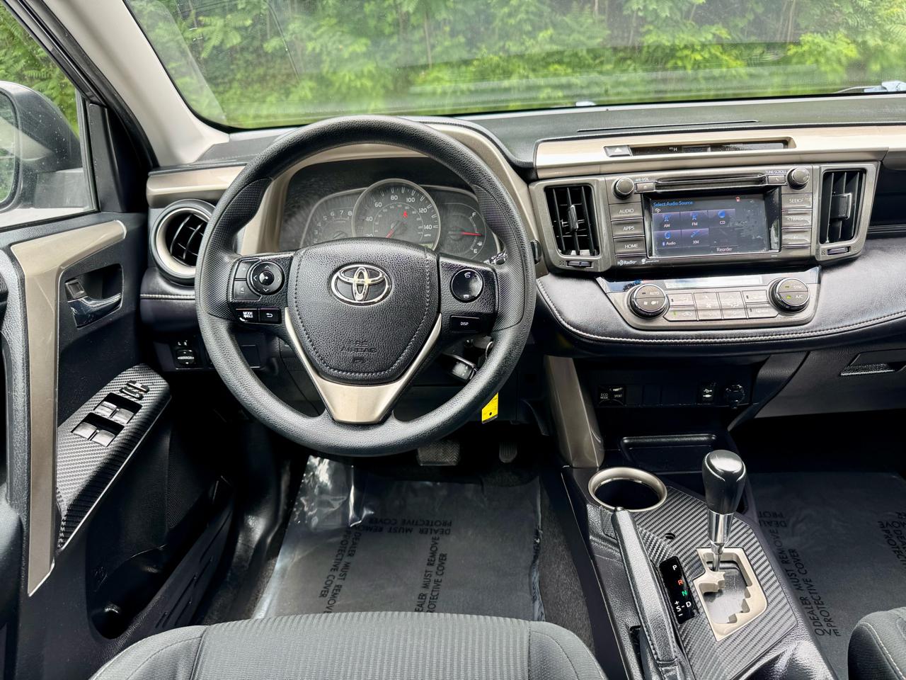 Toyota RAV4 XLE FWD 2015