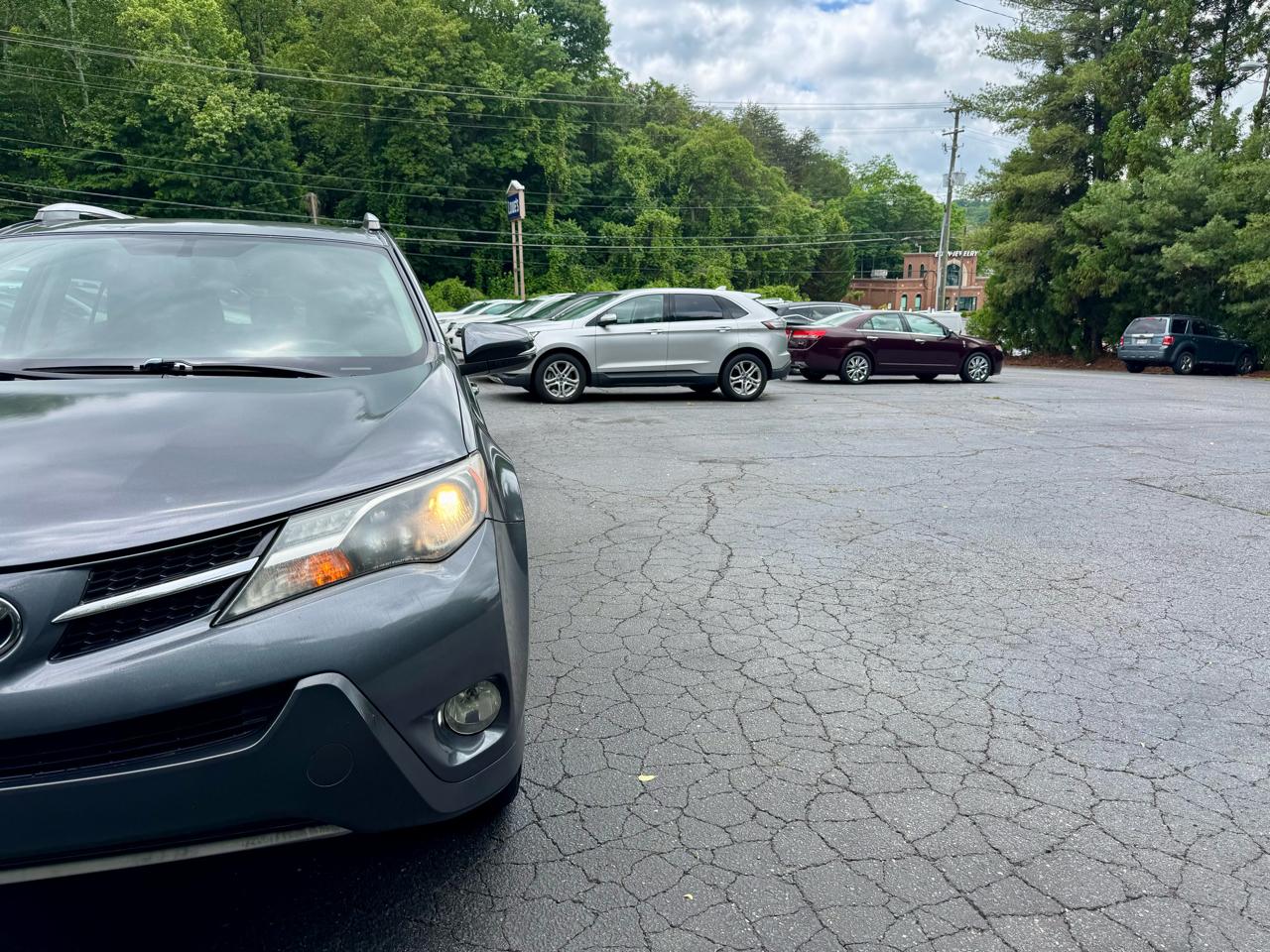 Toyota RAV4 XLE FWD 2015