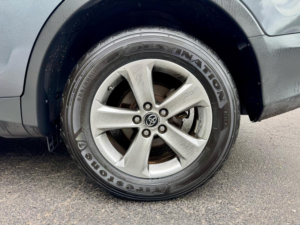 Toyota RAV4 XLE FWD 2015