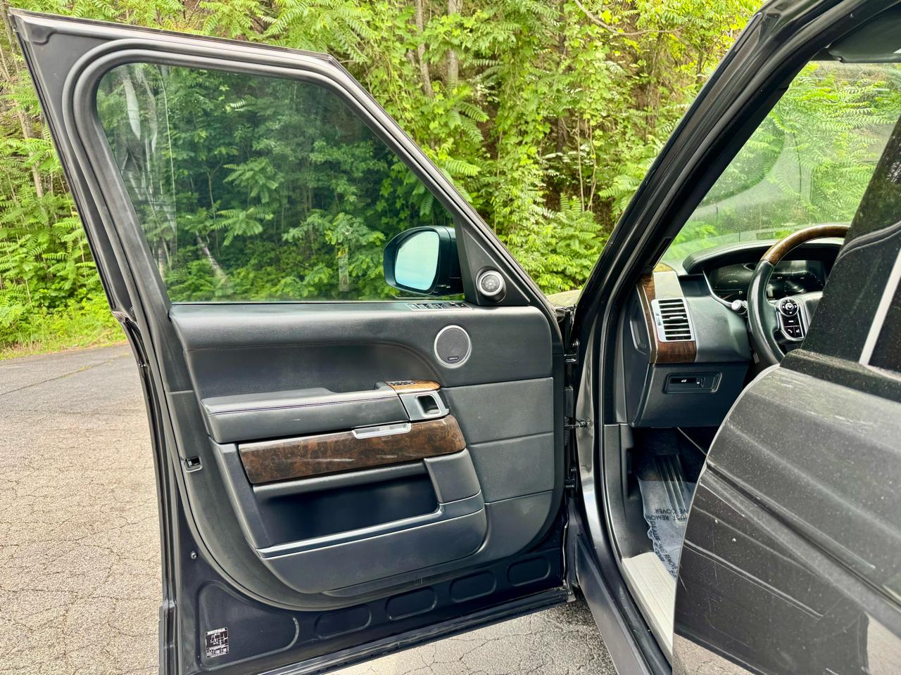 Land Rover Range Rover 5.0L V8 Supercharged 2014