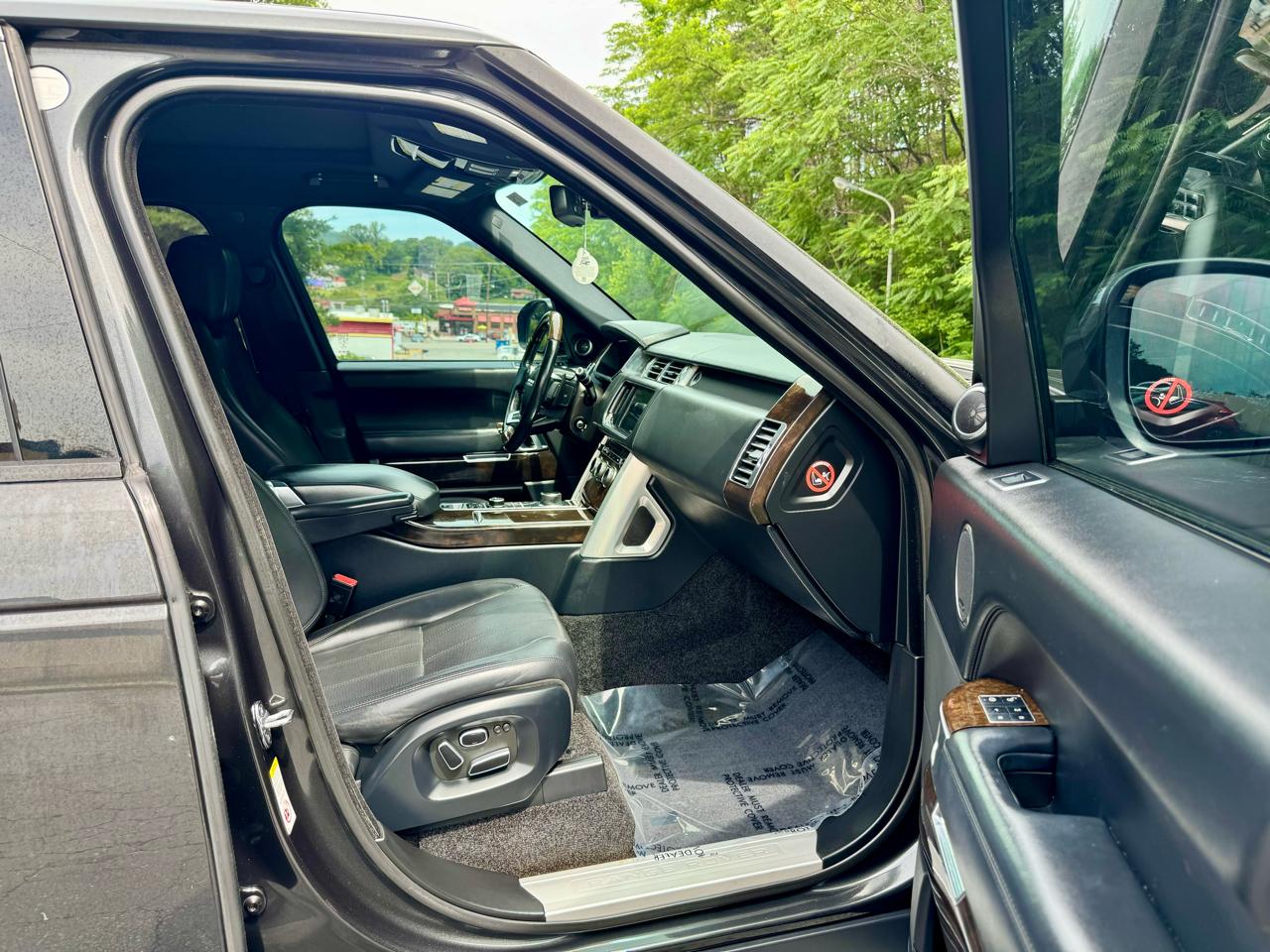 Land Rover Range Rover 5.0L V8 Supercharged 2014