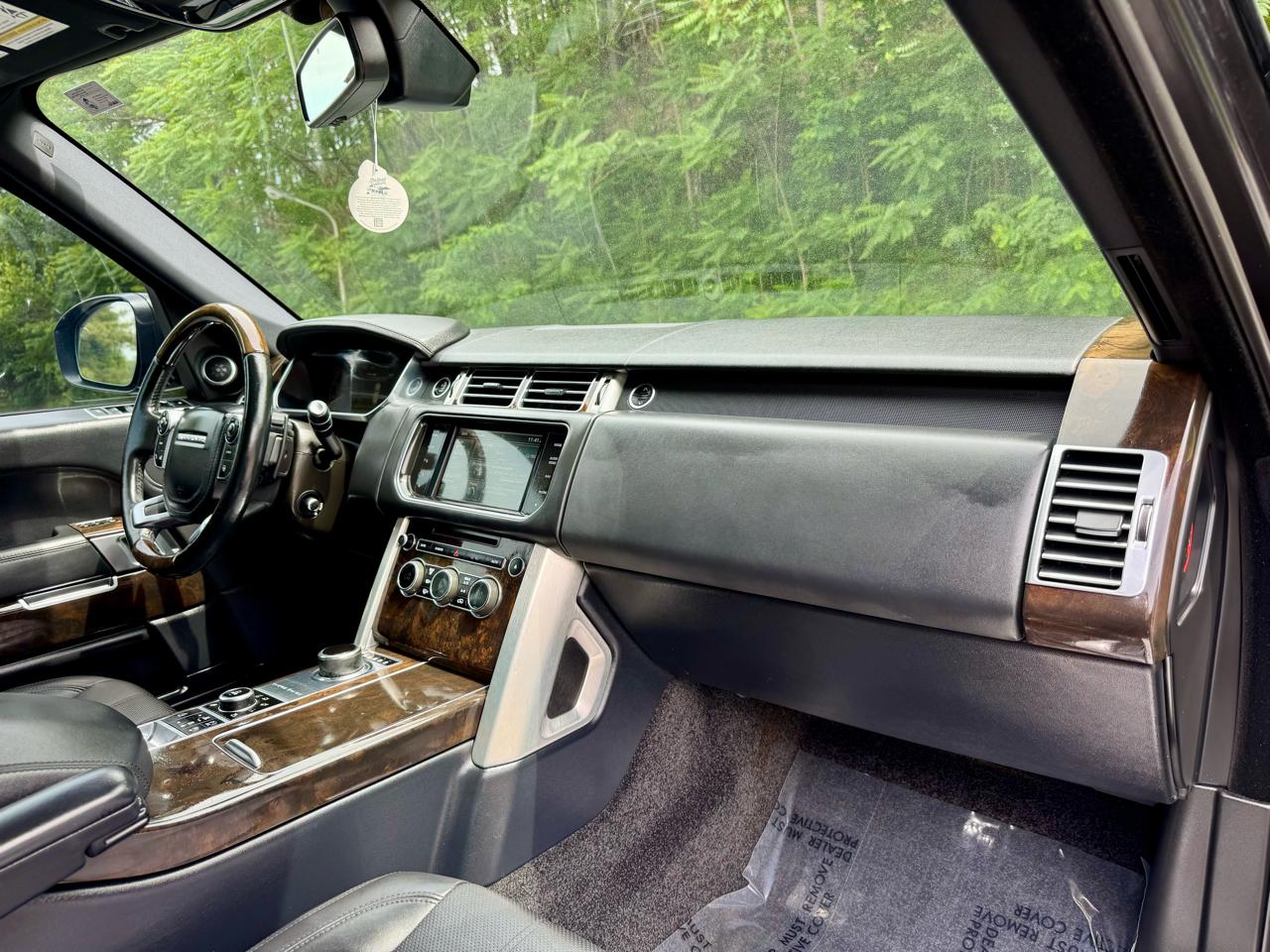 Land Rover Range Rover 5.0L V8 Supercharged 2014