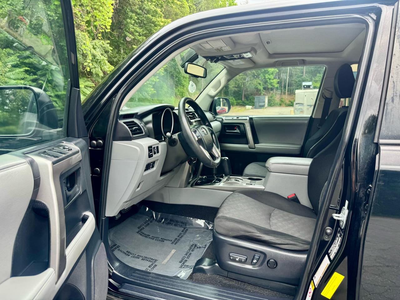 Toyota 4Runner SR5 4WD 2010
