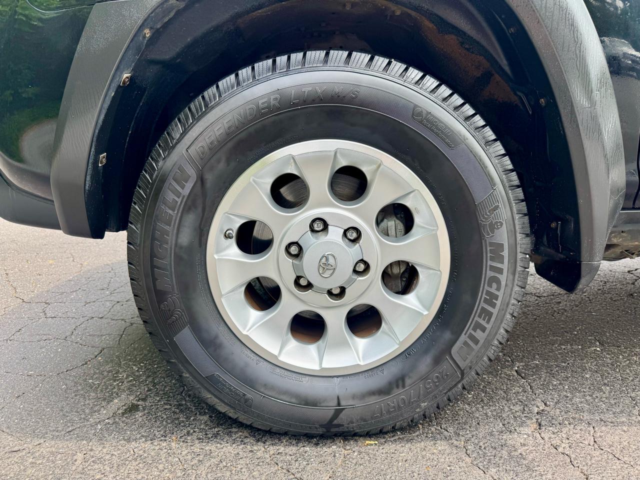 Toyota 4Runner SR5 4WD 2010