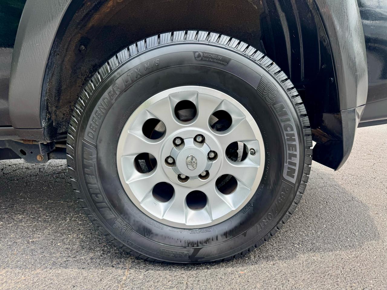 Toyota 4Runner SR5 4WD 2010