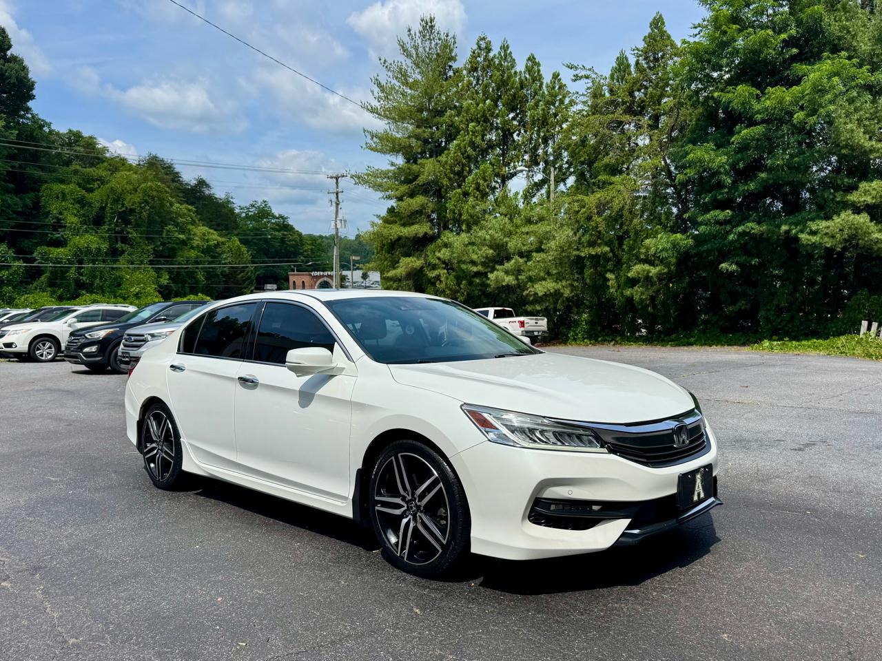 Honda Accord Touring V6 Sedan 6-Spd AT 2016