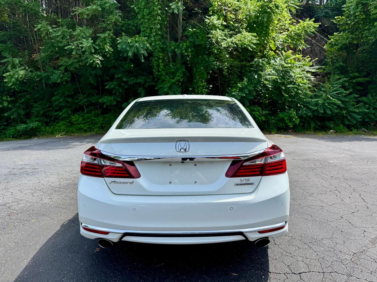 Honda Accord Touring V6 Sedan 6-Spd AT 2016