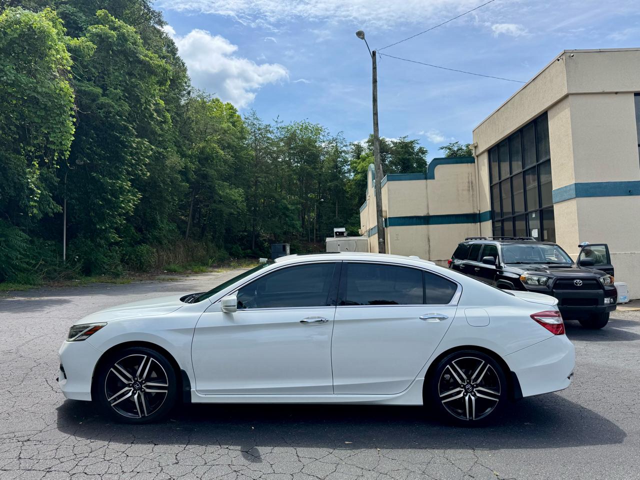 Honda Accord Touring V6 Sedan 6-Spd AT 2016