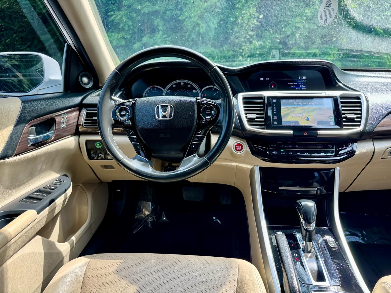 Honda Accord Touring V6 Sedan 6-Spd AT 2016