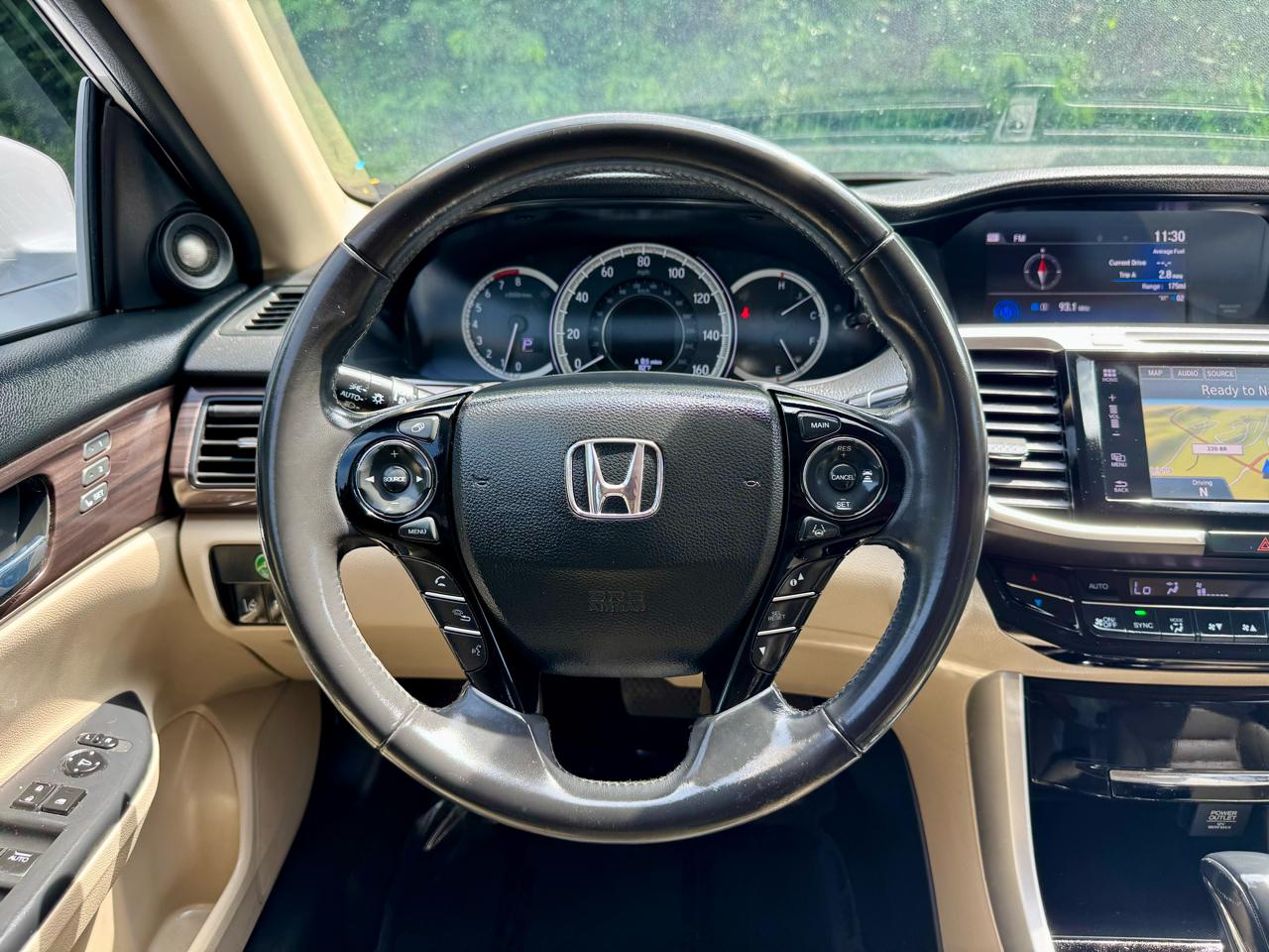 Honda Accord Touring V6 Sedan 6-Spd AT 2016