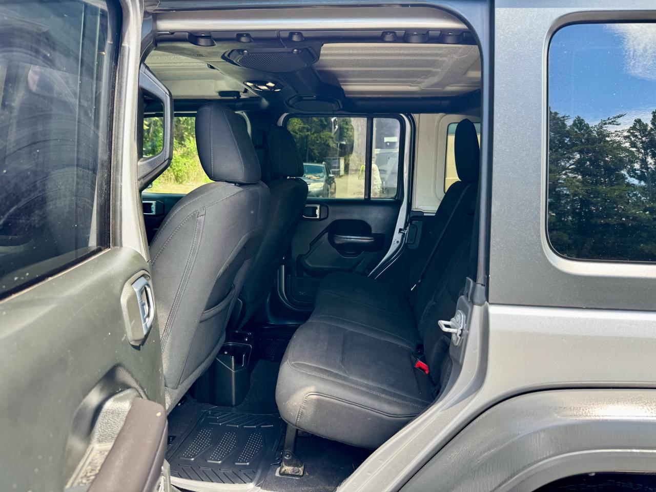 Jeep Wrangler Unlimited Sport 2019