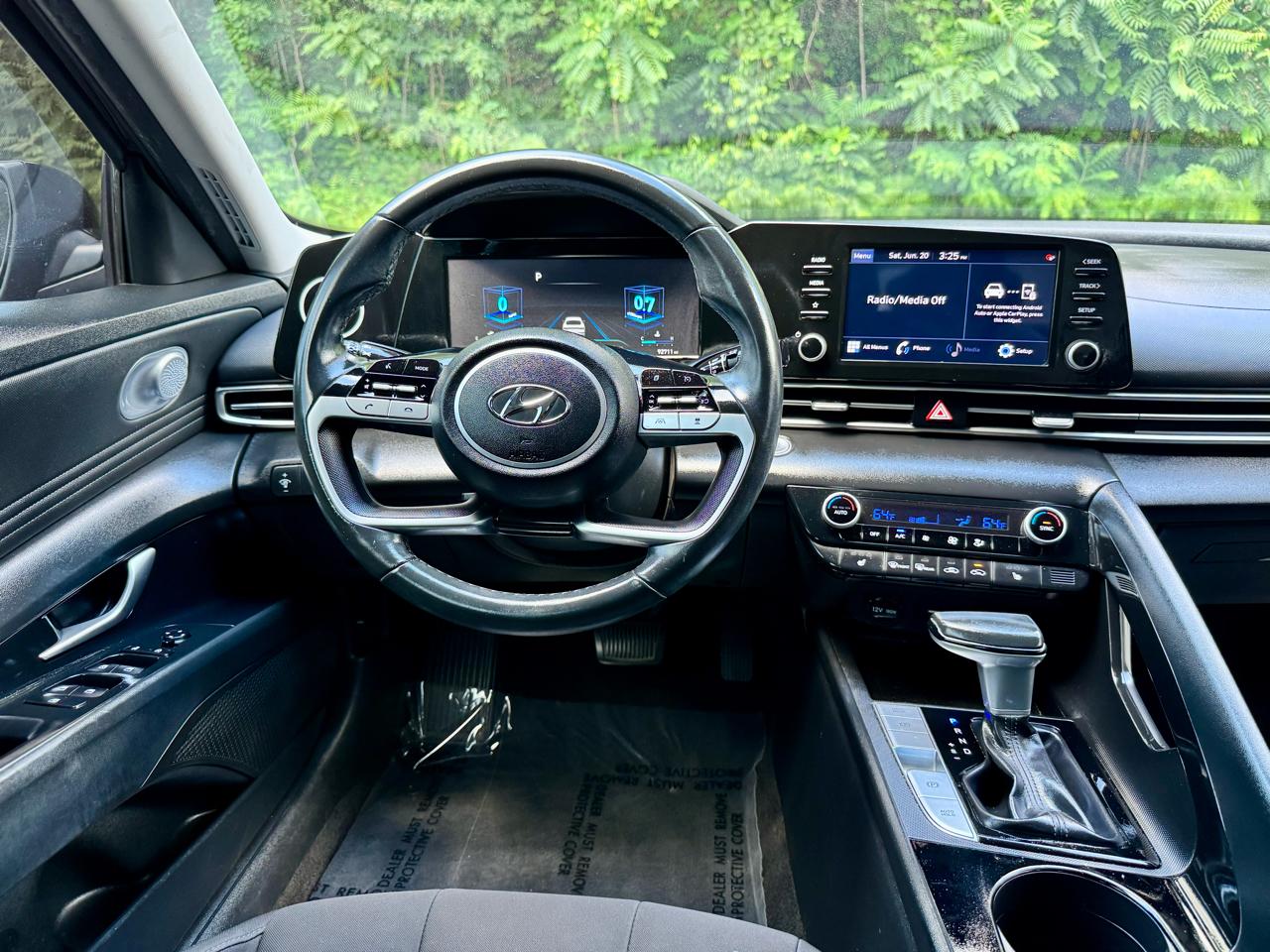 Hyundai Elantra SEL 2022