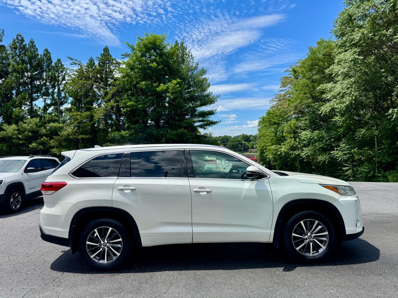 Toyota Highlander SE AWD V6 2018