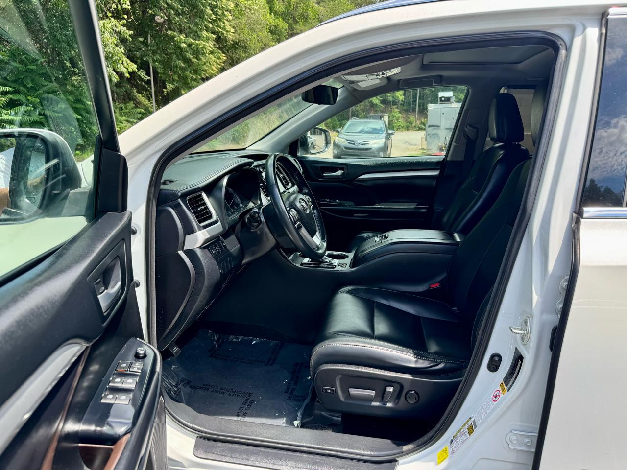 Toyota Highlander SE AWD V6 2018