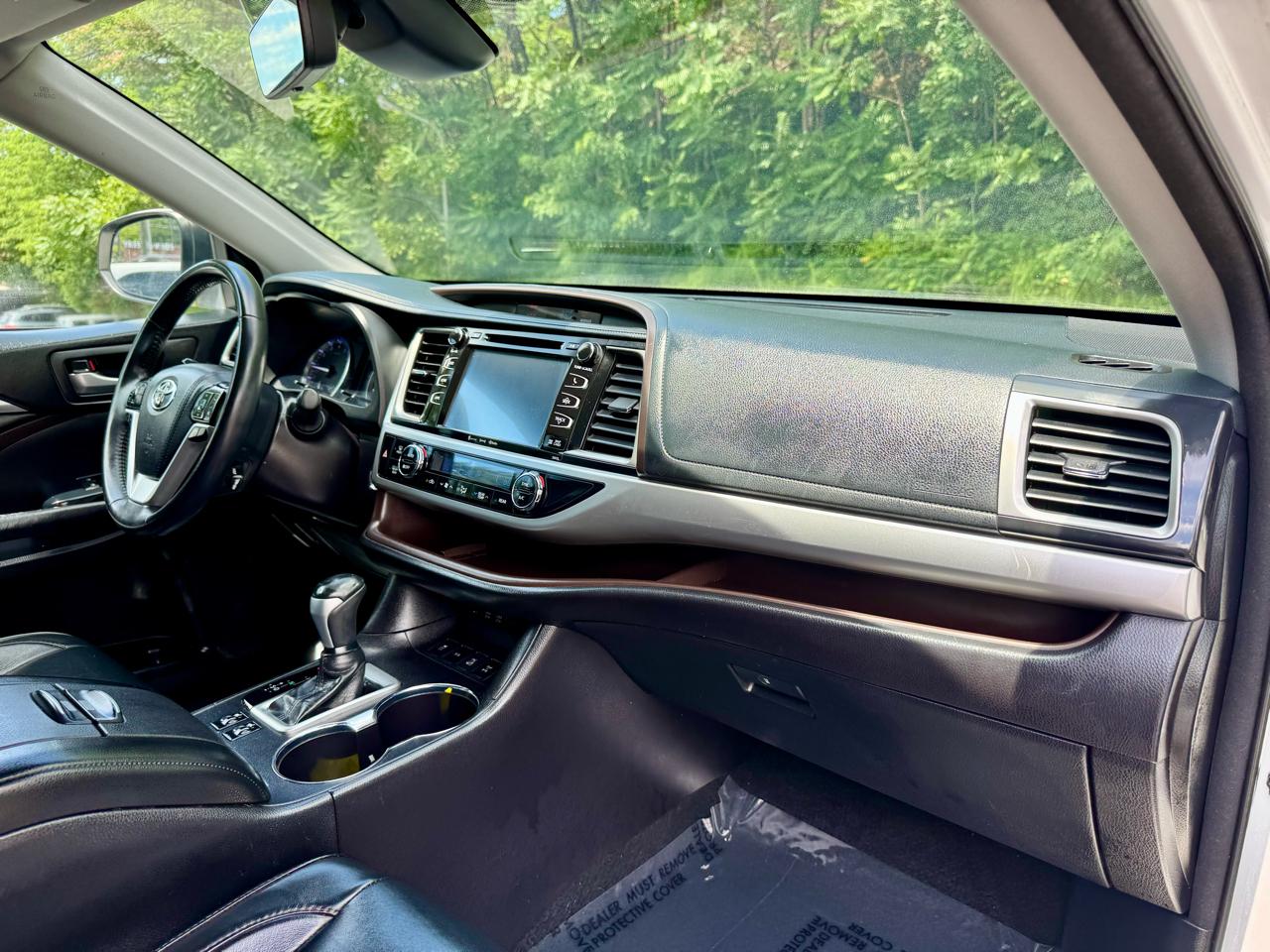 Toyota Highlander SE AWD V6 2018